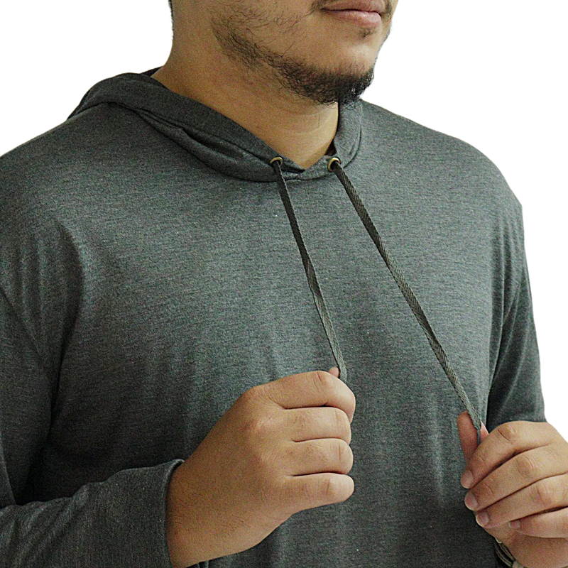 Camiseta masculina tradicional com capuz manga longa